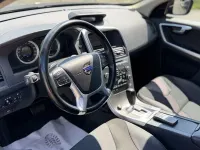 Gebraucht Volvo XC60 Momentum 163 PS (119 kW) 2010 Schwarz SUV