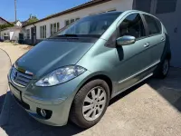 Używany Mercedes A170 116 KM (85 kW) 2005 Niebieski Hatchback