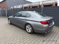 Gebraucht BMW 530 258 PS (189 kW) 2012 Grau Limousine
