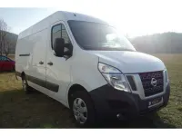 Gebraucht Nissan Interstar Comfort 145 PS (106 kW) 2017 Ice white Van