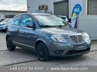 Gebraucht Lancia Ypsilon 77 PS (56 kW) 2010 Grau Kleinwagen
