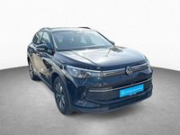Gebraucht VW Tiguan Goal 150 PS (110 kW) 2025 Schwarz SUV