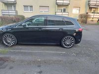 Gebraucht Mercedes B250 AMG line 224 PS (164 kW) 2019 Schwarz Van / Kleinbus