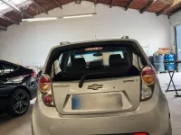 Gebraucht Chevrolet Spark 81 PS (59 kW) 2011 Grau Kleinwagen