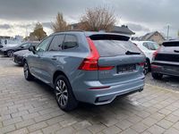Gebraucht Volvo XC60 Plus 197 PS (144 kW) 2023 Grau SUV