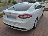 Gebraucht Ford Mondeo Titanium 160 PS (117 kW) 2015 Weiß Limousine