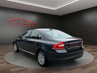 Gebraucht Volvo 240 163 PS (119 kW) 2011 Grau Limousine