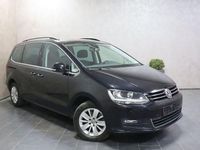 Gebraucht VW Sharan Comfortline 150 PS (110 kW) 2020 Deep black metallic Van / Kleinbus