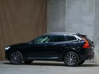Gebraucht Volvo XC60 Inscription 190 PS (139 kW) 2020 Schwarz SUV