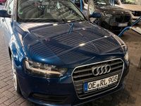Gebraucht Audi A4 140 PS (102 kW) 2013 Blau Kombi