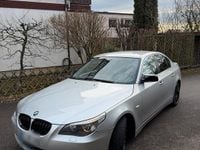 Gebraucht BMW 530 231 PS (169 kW) 2004 Silber Limousine