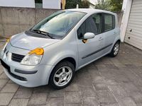 Gebraucht Renault Modus 75 PS (55 kW) 2006 Silber Van / Kleinbus