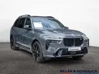 Gebraucht BMW X7 M Sport 530 PS (389 kW) 2024 Grau SUV
