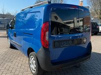 Gebraucht Fiat Doblò 90 PS (66 kW) 2015 Blau Van / Kleinbus