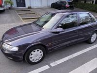 Brugt Opel Vectra 101 HK (74 kW) 1996 Blå Sedan