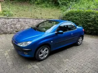Gebraucht Peugeot 206 CC 109 PS (80 kW) 2001 Blau Cabrio