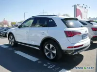 Gebraucht Audi Q5 Advanced 204 PS (150 kW) 2023 Gletscherweiß SUV