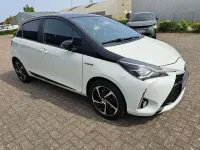 Gebraucht Toyota Yaris Hybrid Basis 101 PS (74 kW) 2019 Weiß Kleinwagen