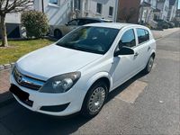 Gebraucht Opel Astra 90 PS (66 kW) 2009 Weiß Limousine