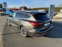 Gebraucht Ford Focus Titanium X 125 PS (91 kW) 2024 Grau Limousine