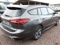 gebraucht Ford Focus Turnier 1.0 EB 125 ST-Line LED Nav in Kehl