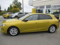 Gebraucht Opel Astra Elegance 131 PS (96 kW) 2023 Lackierung amber yellow/typ au Limousine