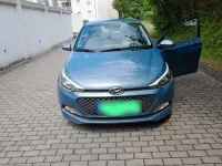 Gebraucht Hyundai i20 Pure 75 PS (55 kW) 2018 Blau Limousine