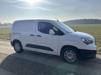 Gebraucht Opel Combo Edition 102 PS (75 kW) 2019 Weiß Van / Kleinbus