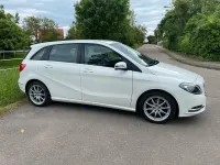 Gebraucht Mercedes B180 109 PS (80 kW) 2014 Weiß Van / Kleinbus