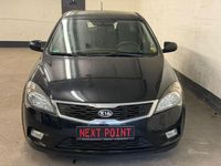 Gebraucht Kia Ceed 116 PS (85 kW) 2010 Schwarz Kleinwagen