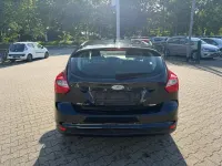 Gebraucht Ford Focus Trend 101 PS (74 kW) 2013 Schwarz Kleinwagen