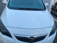 Gebraucht Opel Astra 110 PS (80 kW) 2012 Weiß Limousine