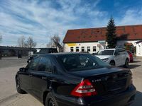 Gebraucht Mercedes C200 163 PS (119 kW) 2005 Schwarz Limousine