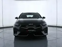Gebraucht Kia Ceed Spirit 141 PS (103 kW) 2023 Grau Kleinwagen