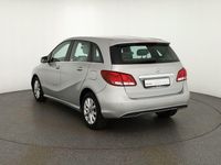 Gebraucht Mercedes B200 Style 156 PS (114 kW) 2018 Silber Van / Kleinbus