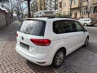 Gebraucht VW Touran Highline 150 PS (110 kW) 2016 Weiß Van / Kleinbus