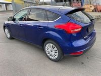 Używany Ford Focus Titanium 125 KM (91 kW) 2015 Niebieski Sedan/Limuzyna