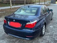 Gebraucht BMW 523 2007 Blau Limousine