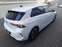 Gebraucht Opel Astra 131 PS (96 kW) 2024 Arktis weiß Limousine