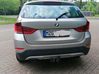 Gebraucht BMW X1 143 PS (105 kW) 2012 Grau SUV
