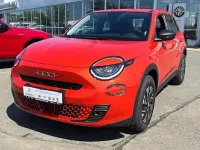 Neu Fiat 600 110 PS (80 kW) 2025 Orange SUV