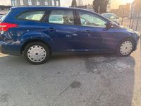 Gebraucht Ford Focus Trend 104 PS (76 kW) 2016 Blau Kombi