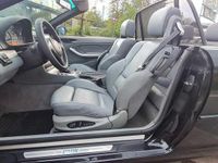 Second-hand BMW 320 Performance 170 CP (125 kW) 2001 Negru Cabrio