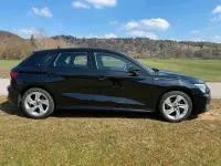 Gebraucht Audi A3 Ambiente 150 PS (110 kW) 2023 Schwarz Limousine