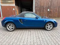 Gebraucht Toyota MR2 143 PS (105 kW) 2002 Blau Cabrio
