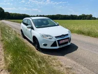 Gebraucht Ford Focus 125 PS (91 kW) 2014 Weiß Kombi