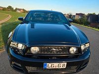Second-hand Ford Mustang GT 426 CP (313 kW) 2012 Negru