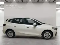 Gebraucht BMW 218 Active Tourer 136 PS (100 kW) 2023 Weiß Van / Kleinbus