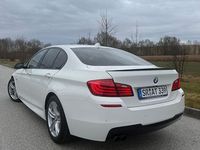 Gebraucht BMW 520 Efficient Dynamics 190 PS (139 kW) 2016 Weiß Limousine
