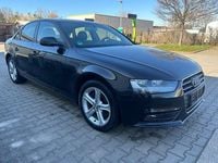 Gebraucht Audi A4 Attraction 204 PS (150 kW) 2012 Schwarz Limousine